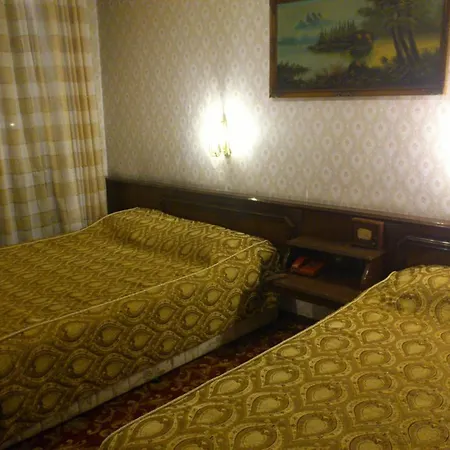 Hotel Grand De Londres 4*