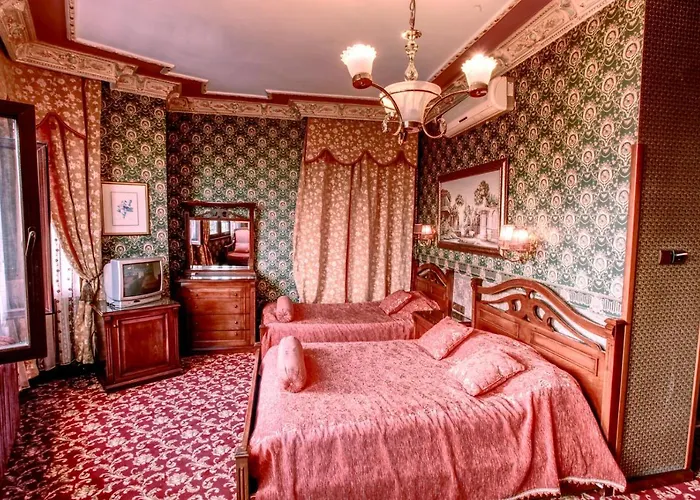 Отель Grand De Londres