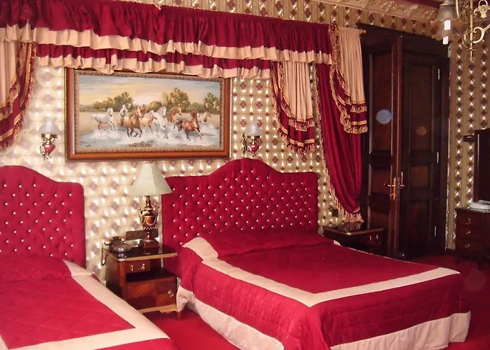 Отель Grand De Londres Стамбул