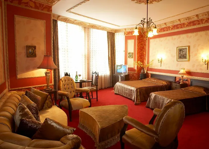 Отель Grand De Londres