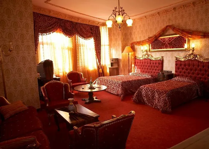 Отель Grand De Londres 4*